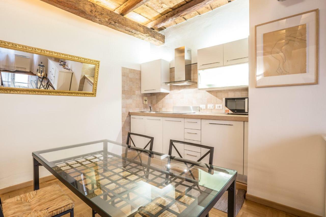 Palazzo Bocchi - The Place Apartments Bologna Exterior photo