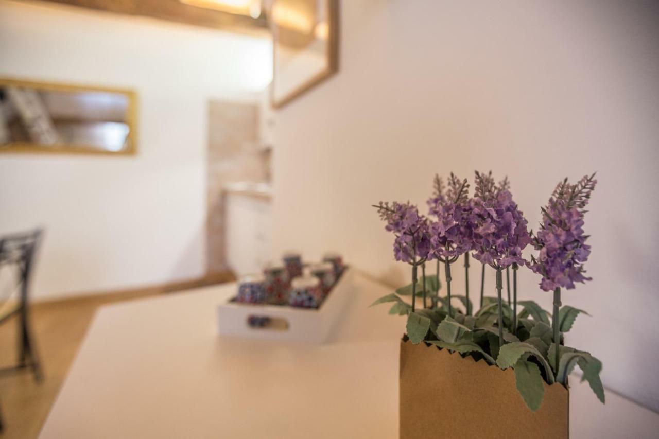 Palazzo Bocchi - The Place Apartments Bologna Exterior photo